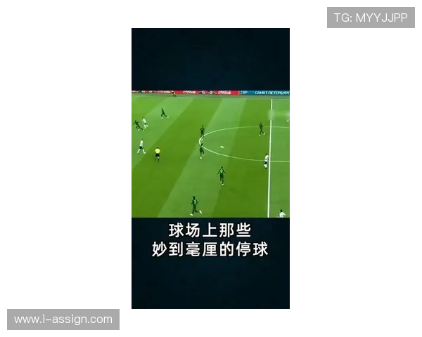 Osimhen 跑位艺术分析：反越位技巧助力精彩球场表现