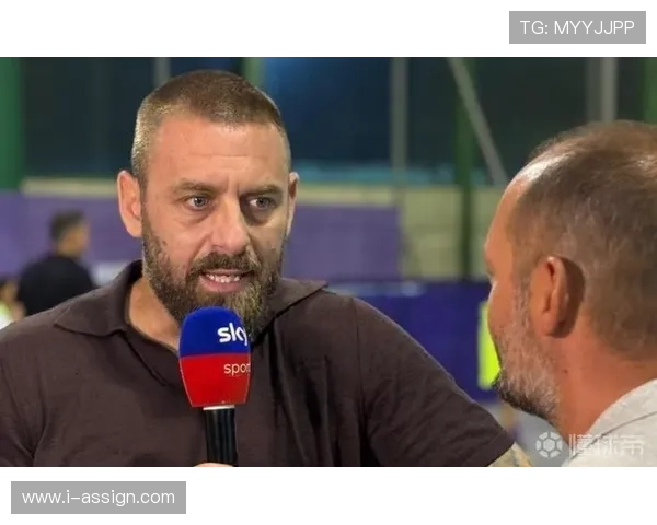 罗马主帅德罗西战术风格调整引发热议,对球队稳定性与赛季走势产生影响 罗马主帅德罗西战术风格调整引发热议,对球队稳定性与赛季走势产生影响